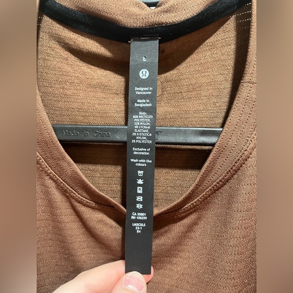 Lululemon Drysense Short Sleeve Shirt - Picture 5 of 7